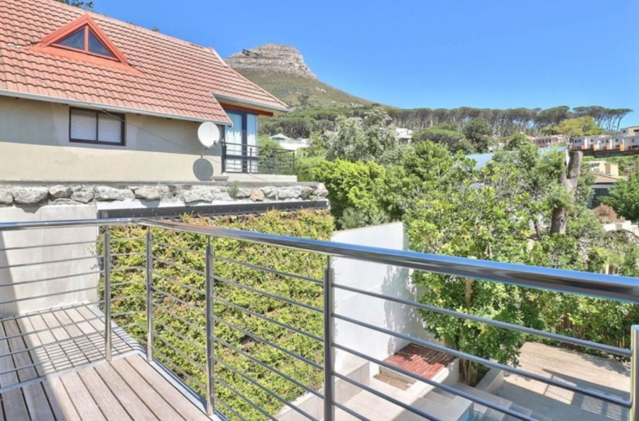 To Let 3 Bedroom Property for Rent in Higgovale Western Cape